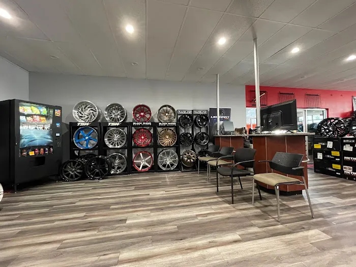 Salinas Tires and Wheels 1