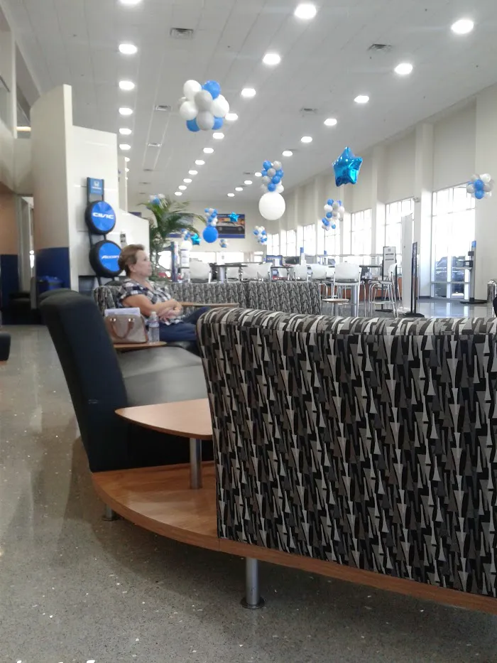 Norm Reeves Honda Superstore West Covina 4