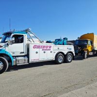 Chino's Towing