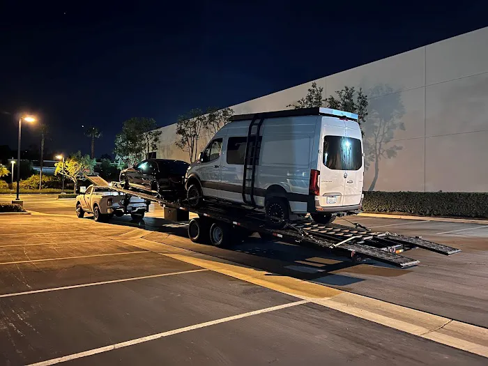 Ventura's Towing & Storage, Inc. 2