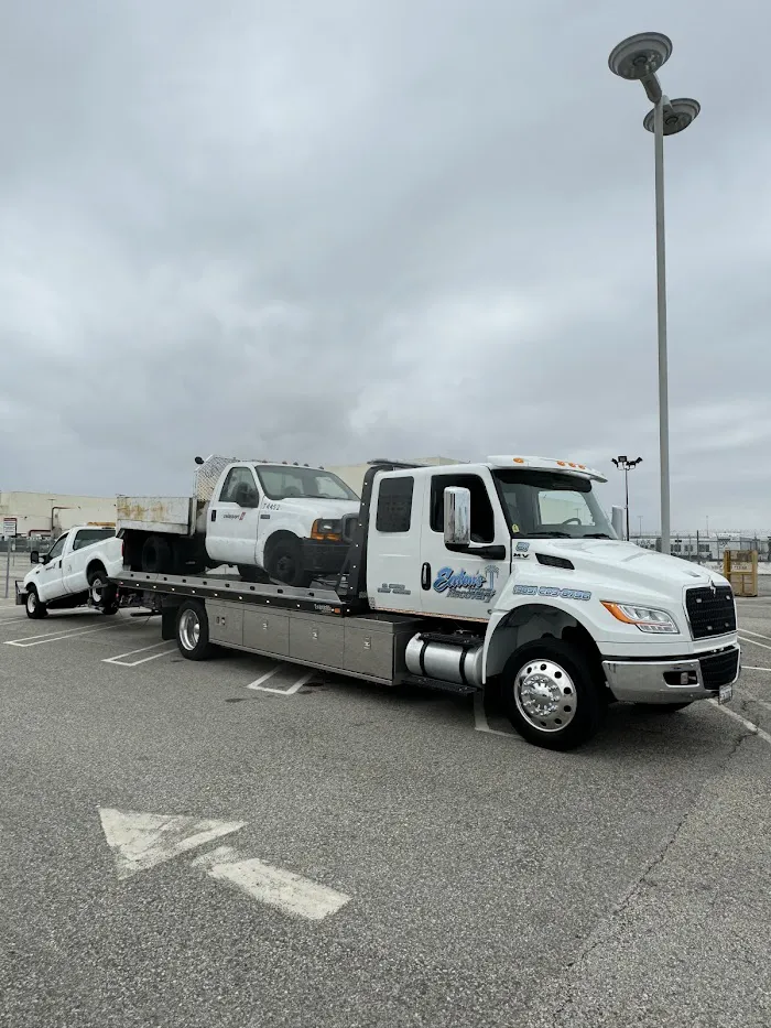 Eaton's Towing & Recovery 0