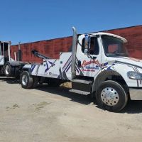 Sandoval's Towing