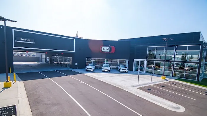 MINI of Ontario Service and Parts 0