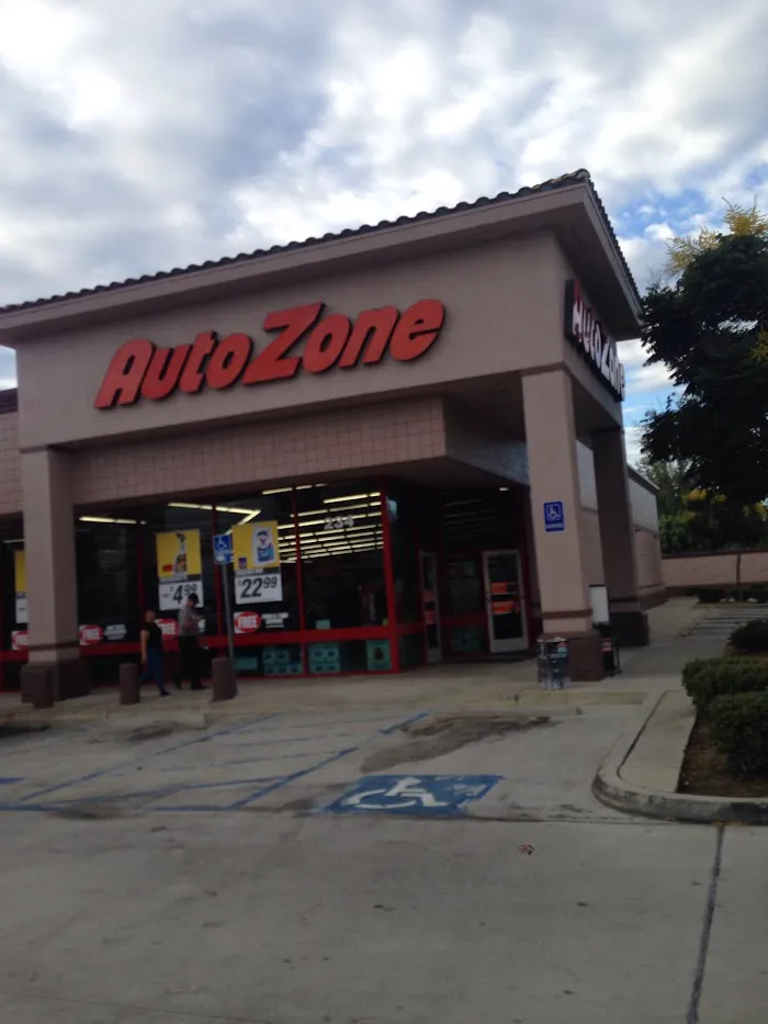 AutoZone Auto Parts 1