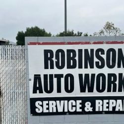 Robinson Auto Works ico