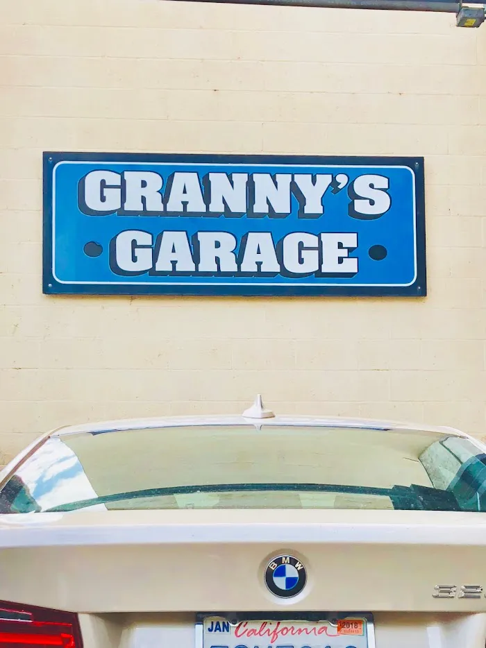 Granny's Garage 5