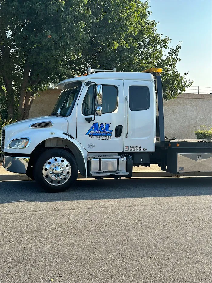 Alec & Lonnie Towing 3