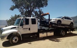 av towing service