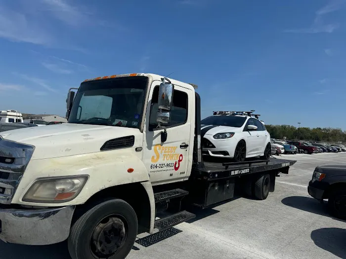 Speedy Towing 8