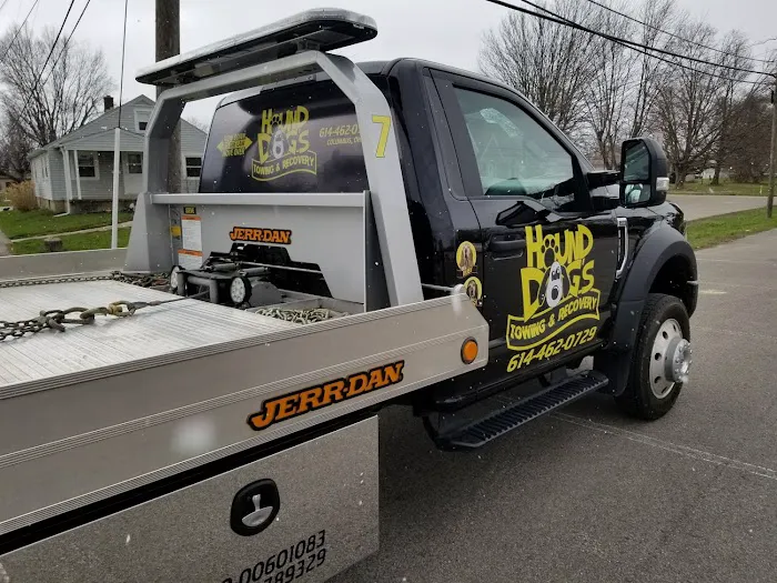 Hound Dog's Towing & Recovery 1