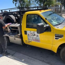 Rapid Rescue Road Service Truck & Tire Repair ico