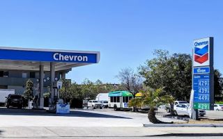hollister fuel depot