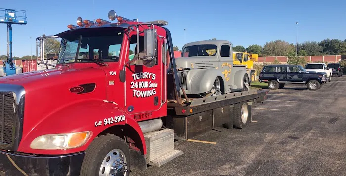 Terry's Towing 6