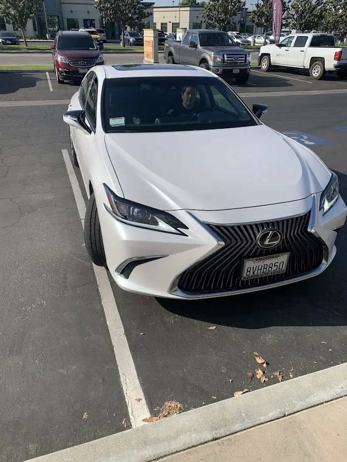 Motor City Lexus of Bakersfield Service 2