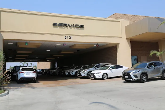 Motor City Lexus of Bakersfield Service 8