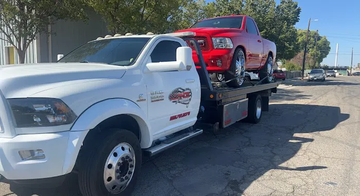 Llanos Towing Fresno 6