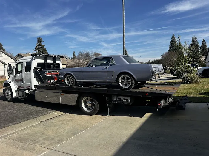 Dean Martin Towing + Recovery 3