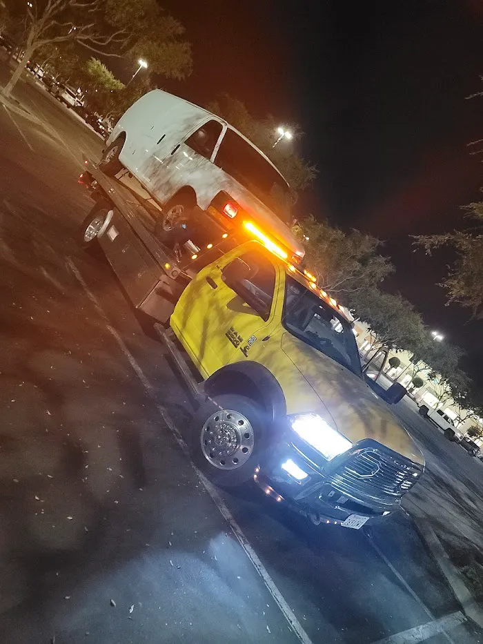 D&G Towing 9