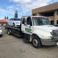 Junior's Towing