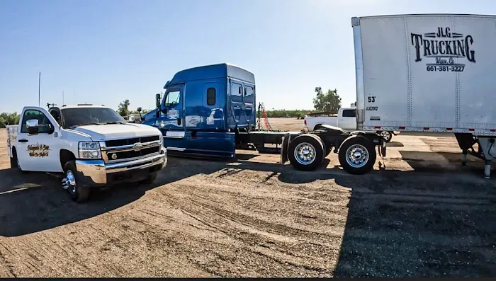 Valenzuela & Son's Mobile Roadside Service 1