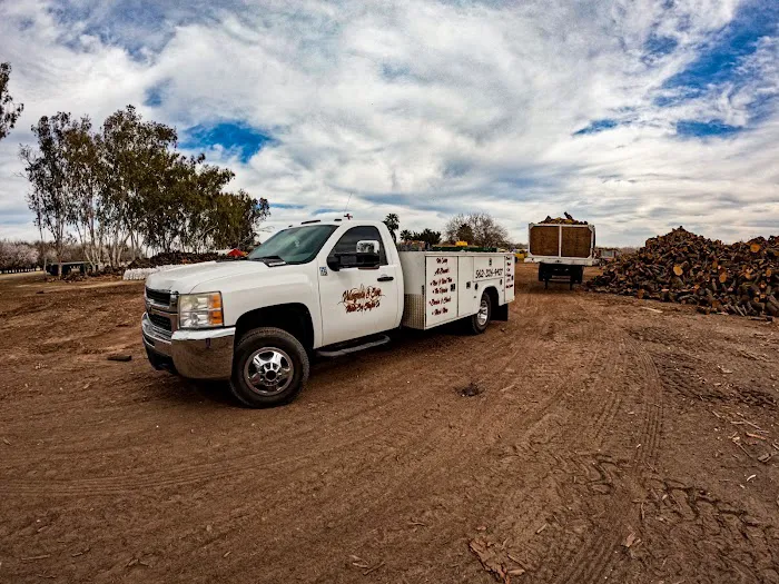 Valenzuela & Son's Mobile Roadside Service 9