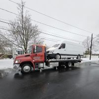 Standard Auto Body & Towing