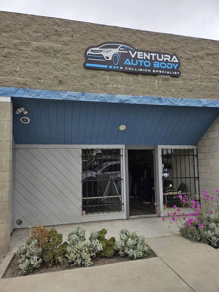 Ventura Auto Body and Collision Specialist 9