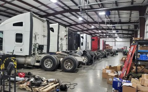 TRUCK WORLD REPAIR & 24/7 TOWING AND ROAD SERVICE