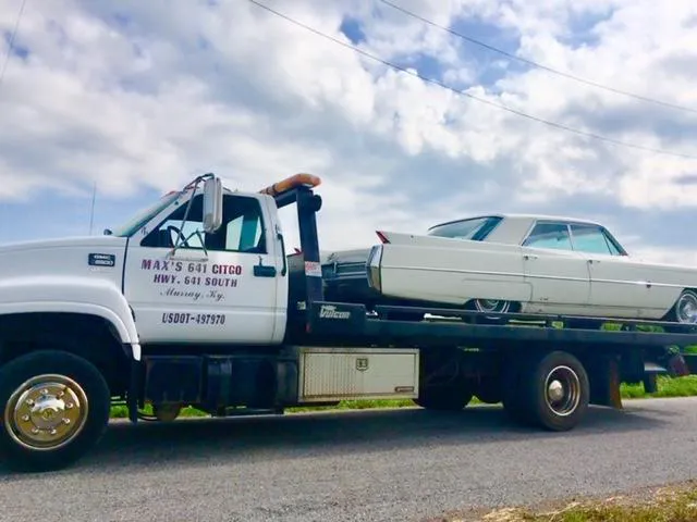 Max's 641 Towing & Service 2