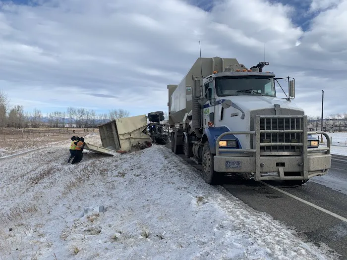 Black Stack Towing 1