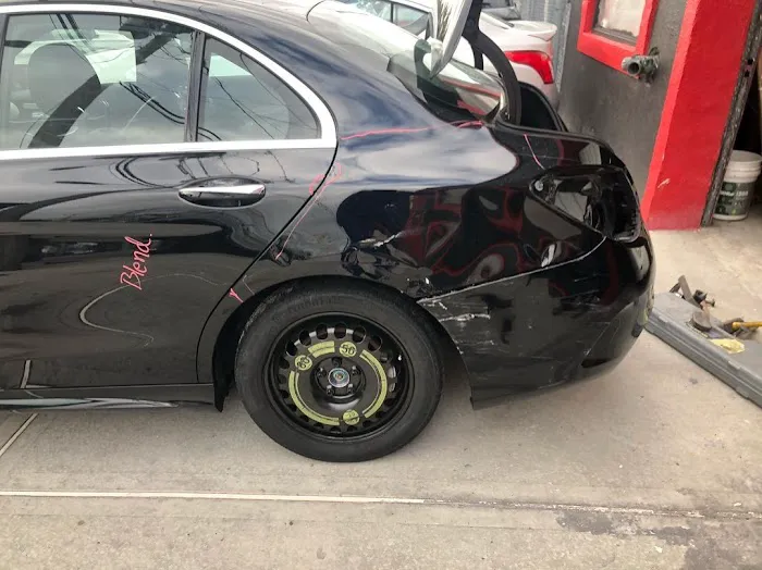 Auto Body Plug Towing and Sales 9
