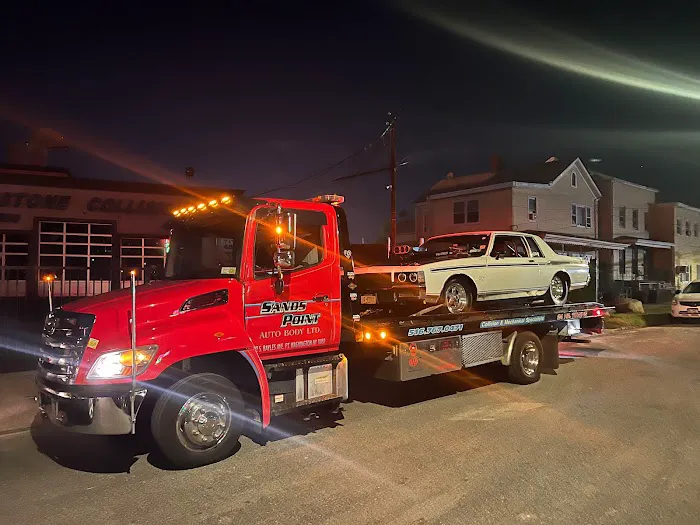 Sands Point Auto Body & 24 Hour Towing 1