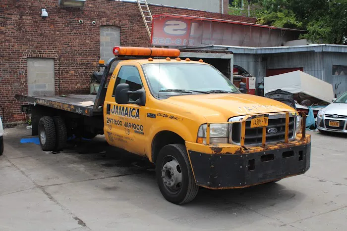 Jamaica Auto Body & Towing 0