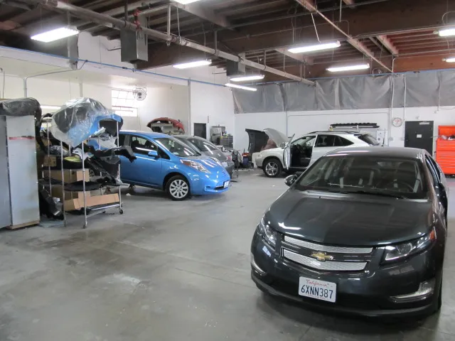 COASTLINE COLLISION CENTER 1