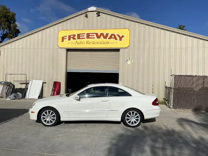 Freeway Auto Restoration 0