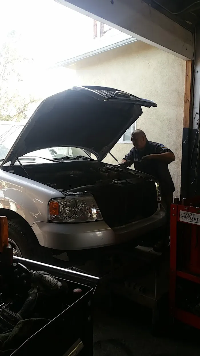 Solis Auto Repair 1