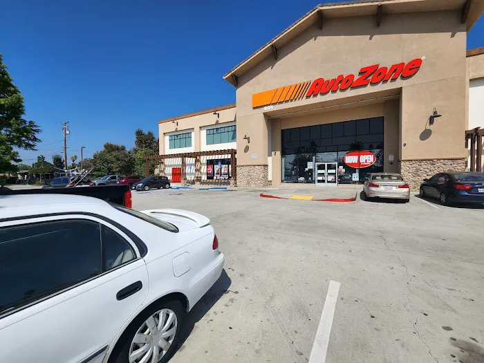 AutoZone Auto Parts 3