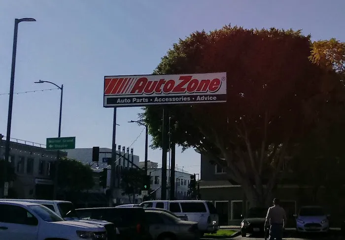 AutoZone Auto Parts 3