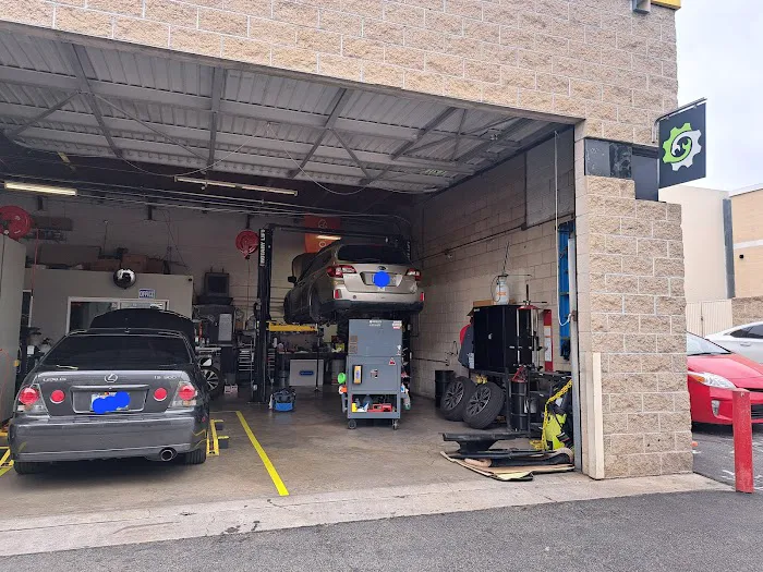 Seiko's Auto Service - Auto Repair Service for Honda, Acura, Subaru, Toyota, Hybrid and Lexus in Monrovia CA 5