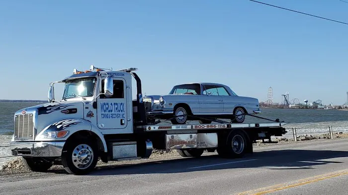 World Truck Towing & Recovery 7