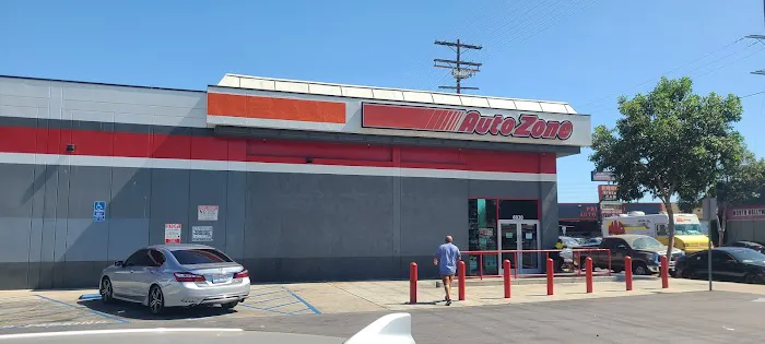 AutoZone Auto Parts 1