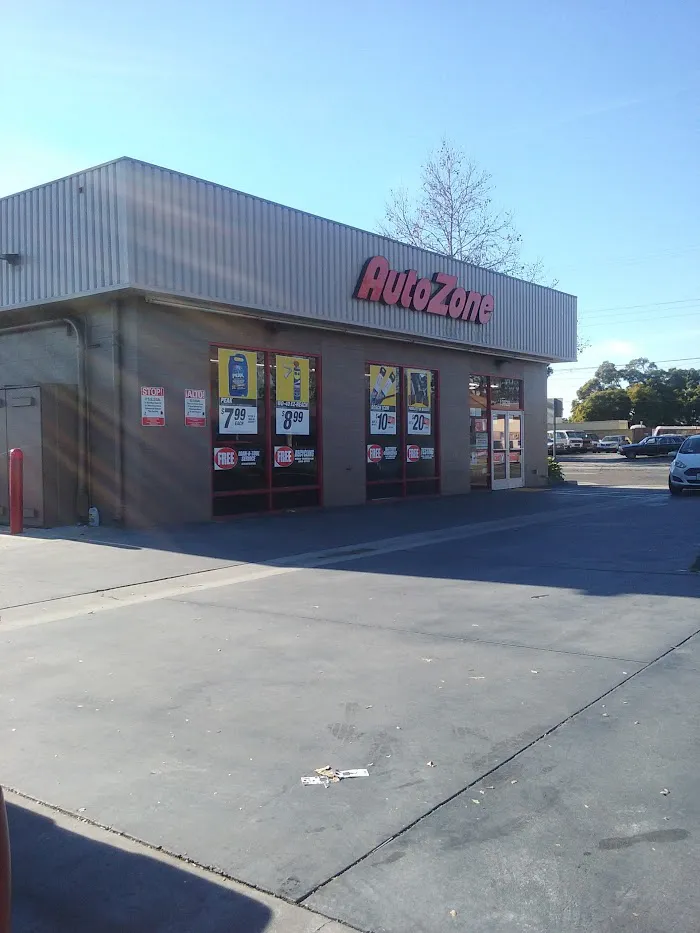 AutoZone Auto Parts 1