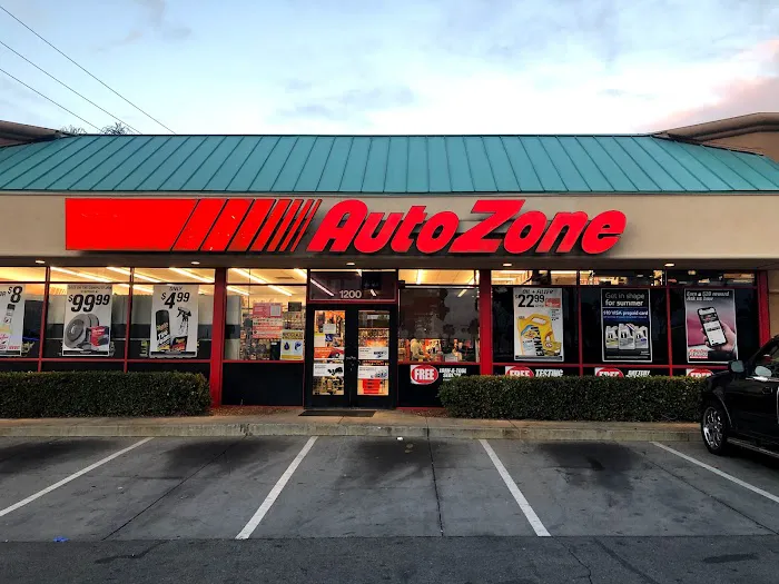 AutoZone Auto Parts 4