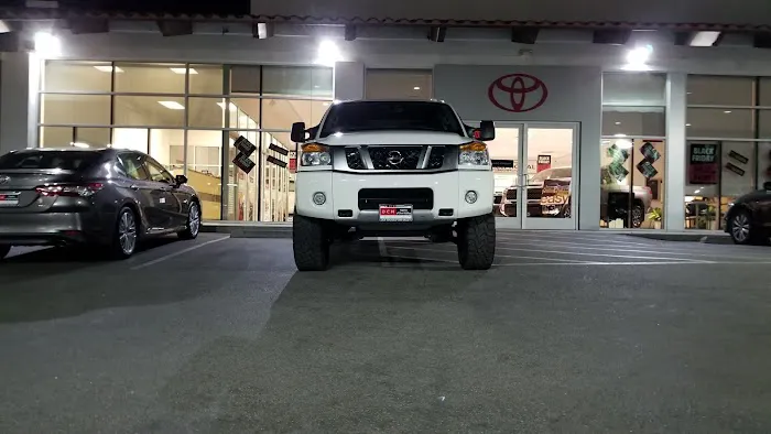 Simi Valley Toyota 0