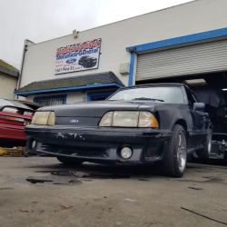 Flores Auto Repair ico