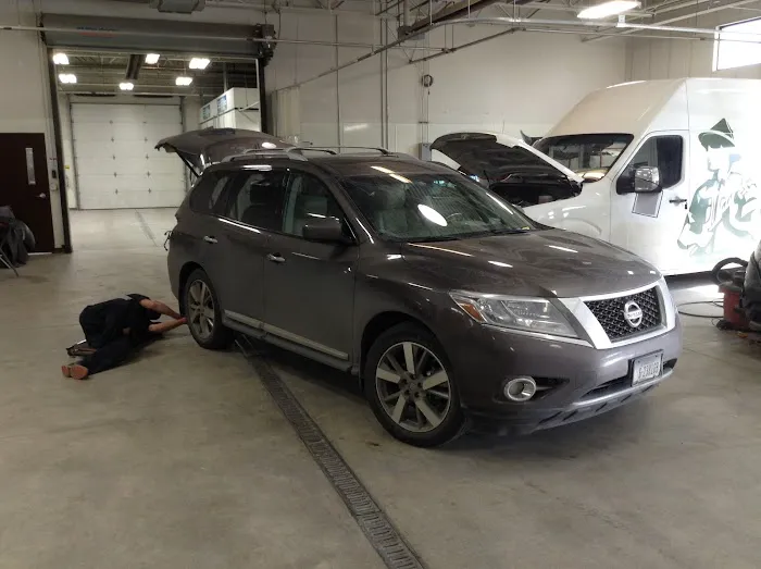 Auto Body Shop At Kendall Ford of Bozeman 4