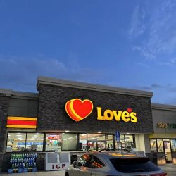 Love's Travel Stop ico