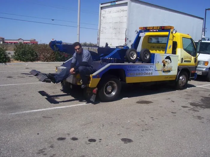 Golden Hawk Towing/Cash4Cars 8