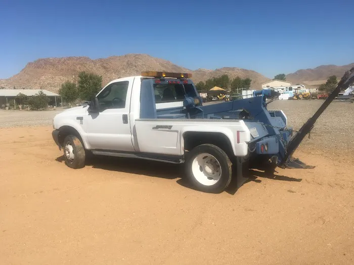 Golden Hawk Towing/Cash4Cars 1