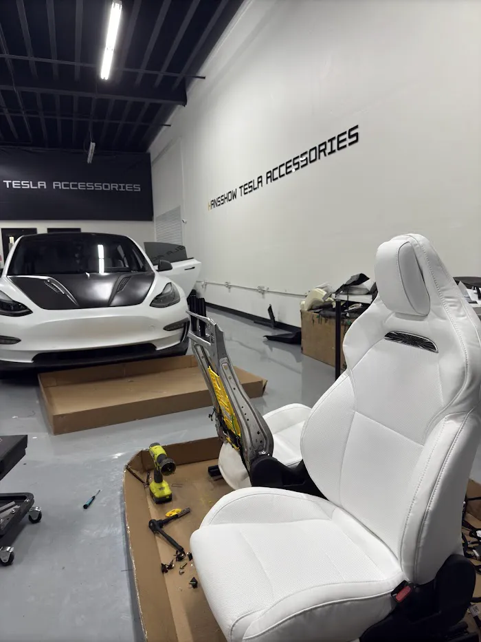 HANSSHOW US (Specialize in Tesla and Rivian Accessories) 8